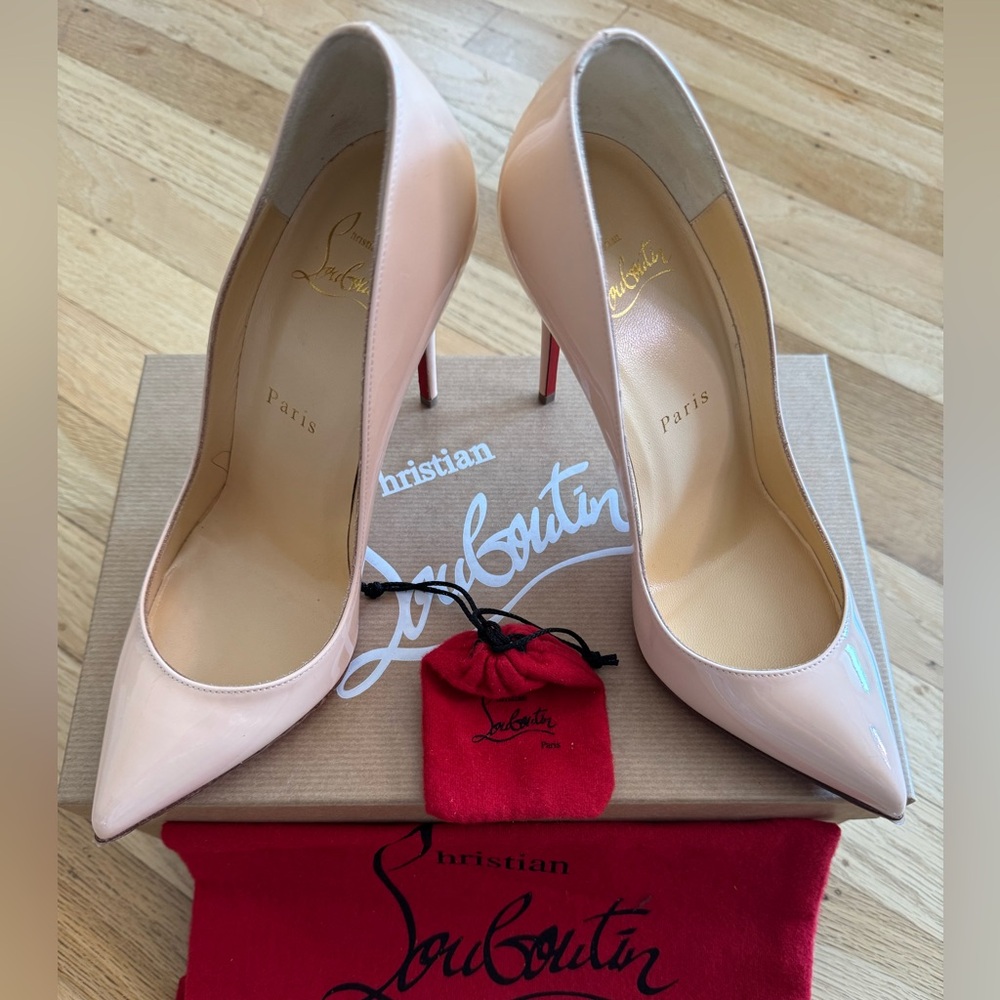 Christian Louboutin Pigalle Follies 100 patent leather Poudre (Nude) Size 37